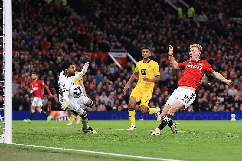 Du doan man united vs burnley phong do