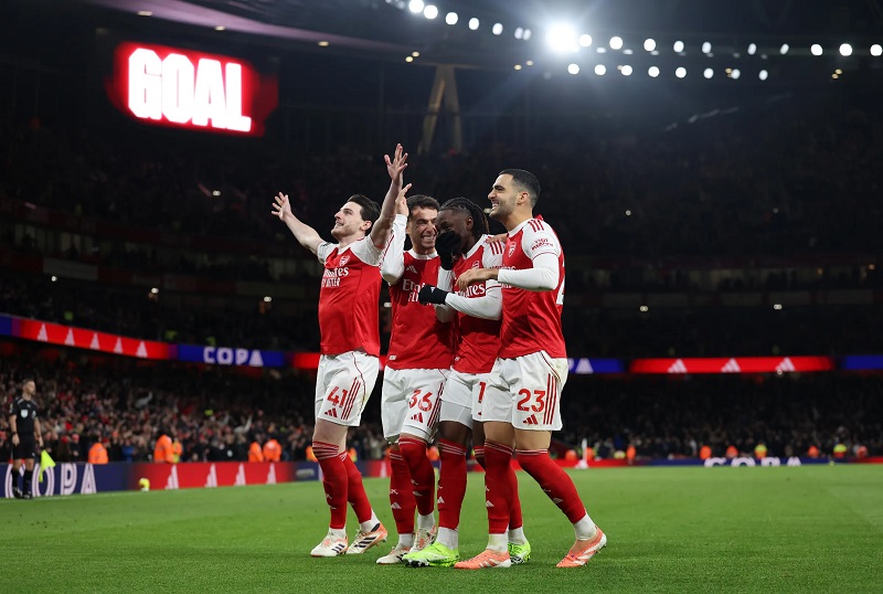 Arsenal vs bayernmunich phong do